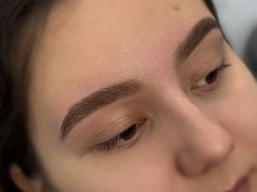 Оформление бровей (коррекция и окрашивание). Засвияжье