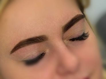 Коррекция и окрашивание бровей в Ульяновске. Студия бровей в Засвияжье